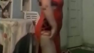 رقص سكسى جديد شرموطه مصرية مربربة ترقص وزوجها يصورها